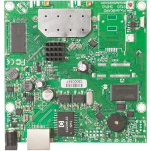 RouterBoard Mikrotik RB911G-5HPnD 600 MHz CPU, 32 MB RAM, 1x LAN, 1x 5 GHz, L3, 2x MMCX