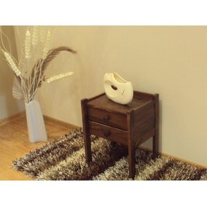 Noční stolek Kaja (Barva dřeva: Ořech)